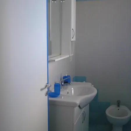 Apartment Felloniche Mit Wasserblick *